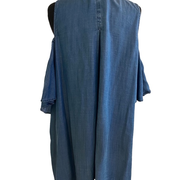 Cold shoulder denim - Picture 2 of 5